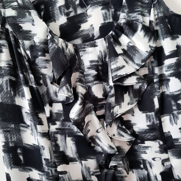 NWOT Ann Taylor LOFT Sleeveless Ruffle-Front Blouse, Black & Ivory, XXSP, 00P - Picture 3 of 5